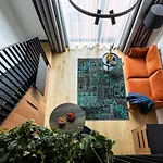 Stylish Loft With Terrace Paupys, Old Town Apartment *